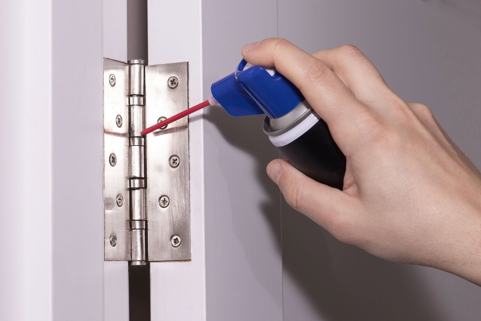 How to Stop Door Hinges from Squeaking